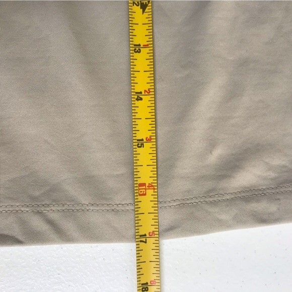 Chicos Tank Top Sleeveless Cami Beige Stretch Layer Womens Size Small Smoothing - Picture 7 of 11